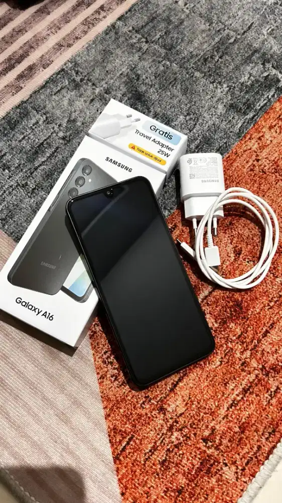 Handphone Samsung seri A16