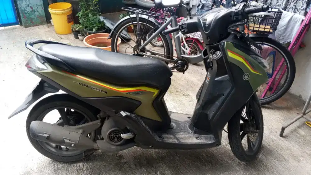 Dijual motor second yamaha gear lengkap