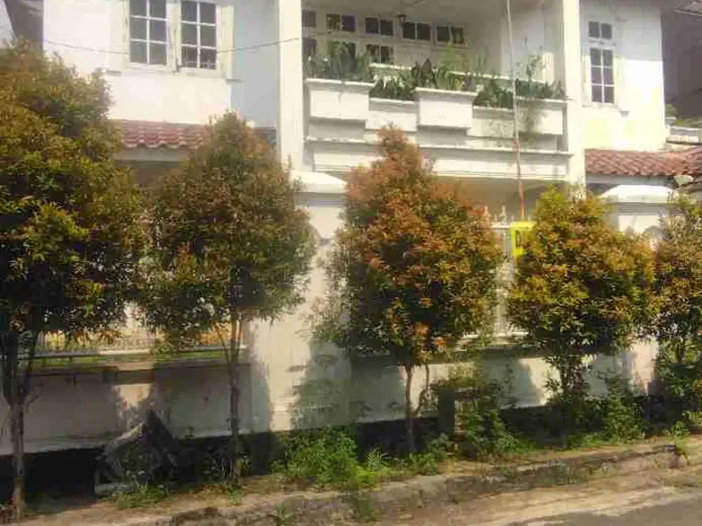 Rumah besar 525 m di Jaka permai Bekasi Barat hitung tanah