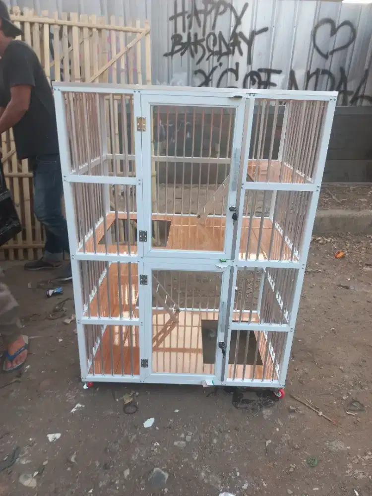 Kandang Kucing Alumunium 2 Pintu Tingkat