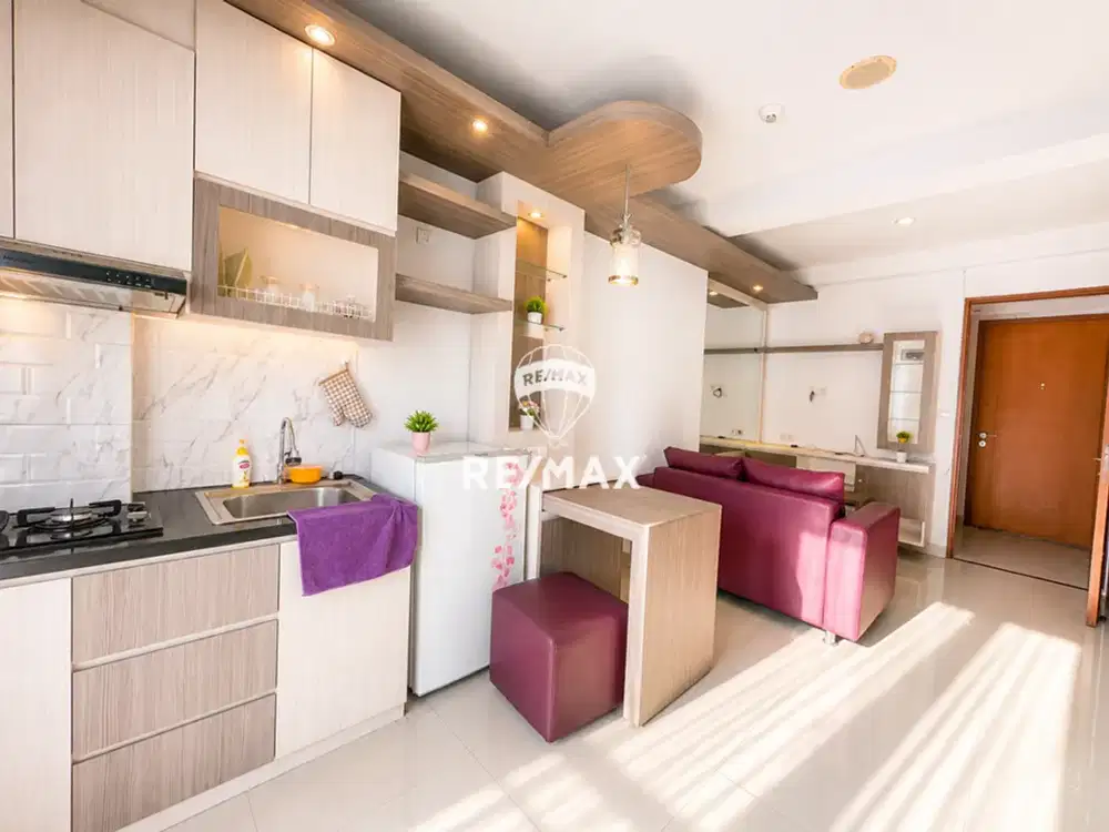 DISEWAKAN APARTEMEN OAK TOWER B – PULO GADUNG Cozy 2 Bedroom Full Furnish di Lokasi Strategis