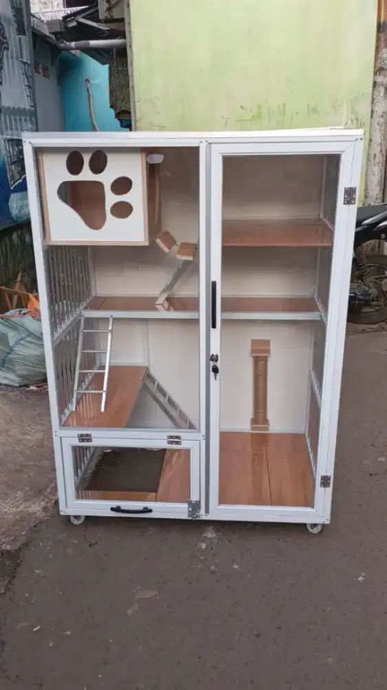 KANDANG KUCING PLAYGROUND PUTIH 1 PINTU KACA