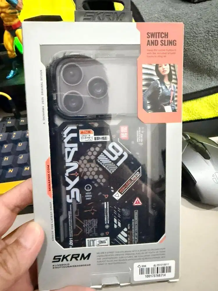 Case Skinarma Spectra Black iPhone 17 Pro Max