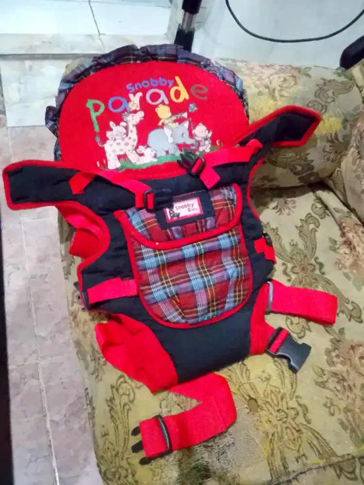 Gendongan depan bayi