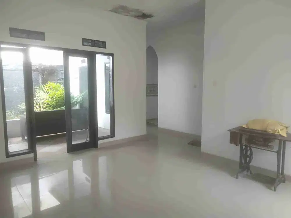 rumah siap huni luas murah 600 jtan di bawah harga pasar di Ciwastra