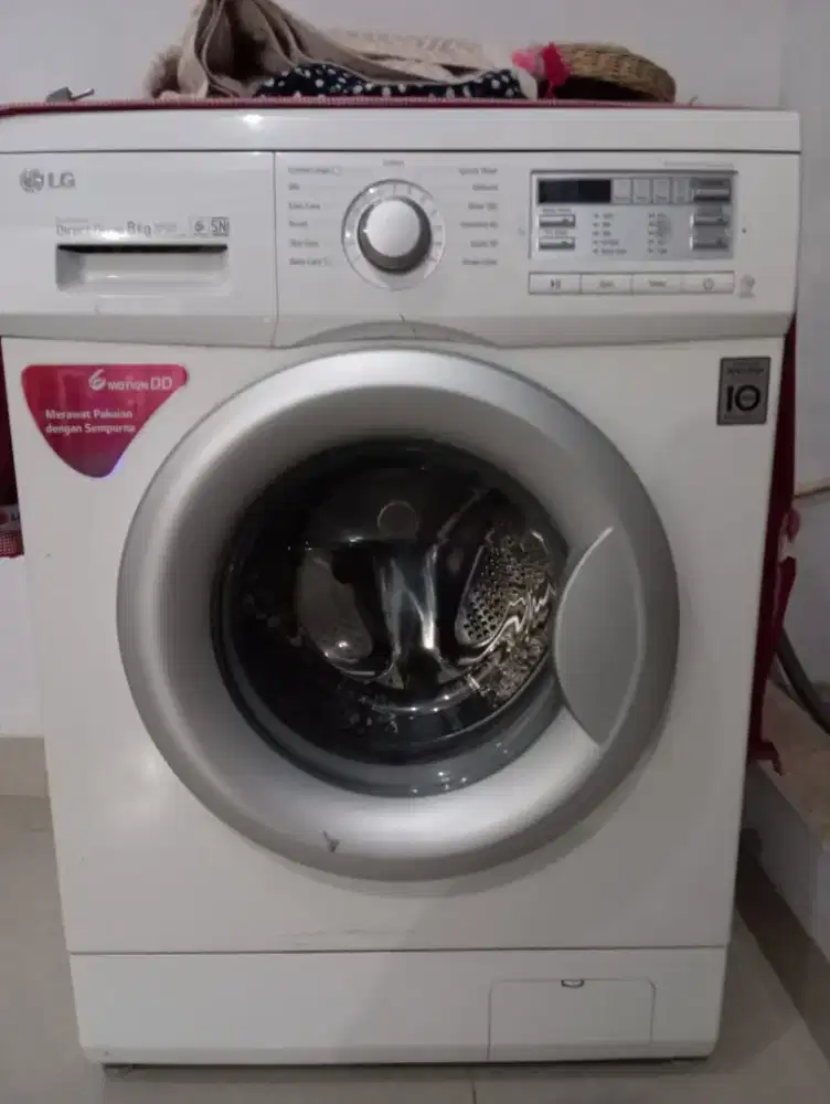 Dijual mesin Cuci LG tabung dpn 8kg, Kulkas LG 1 Pintu, sofa L informa