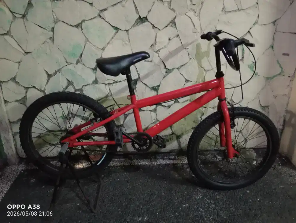 Jual butuh sepeda BMX UK 20 kondisi normal siap gowes minus pemakaian