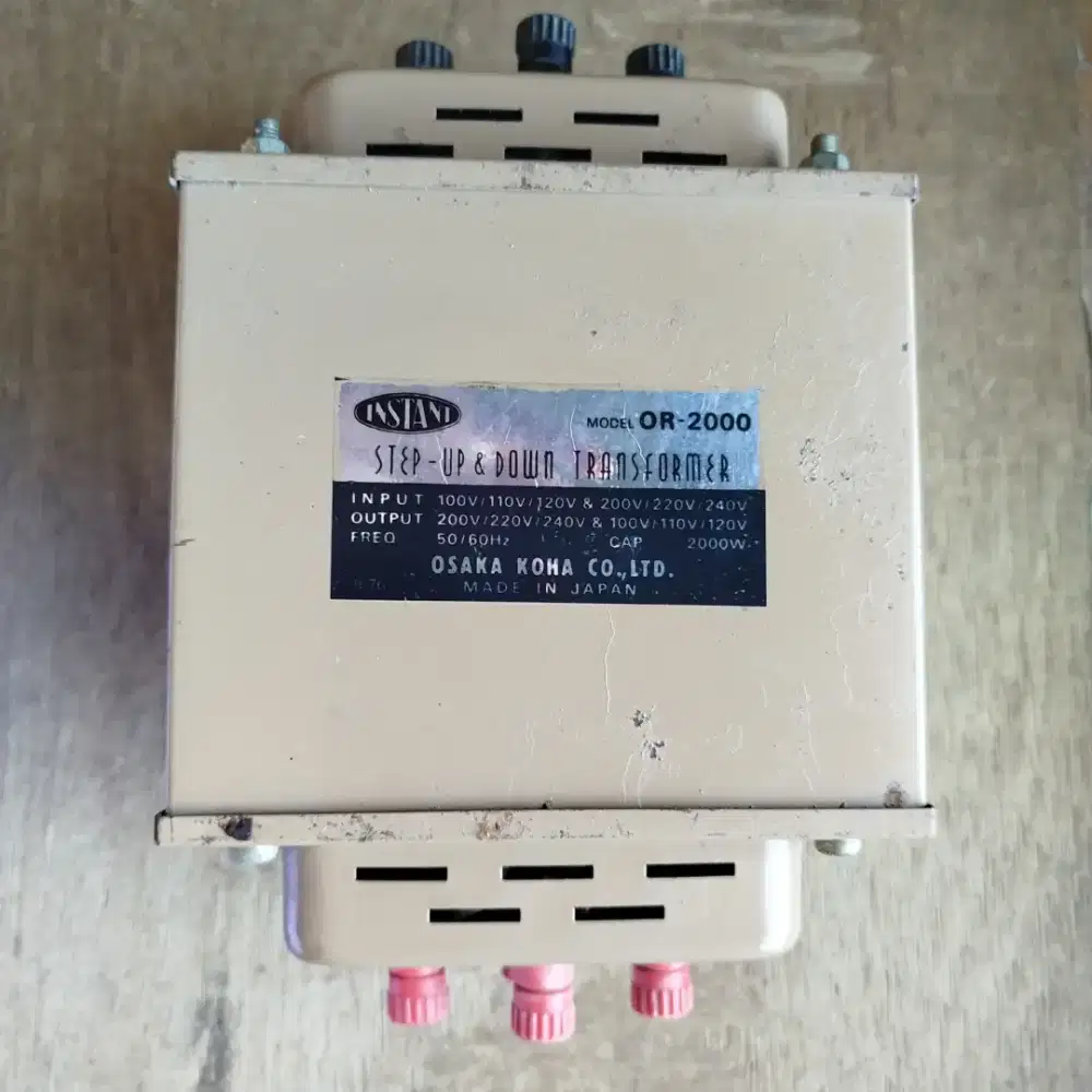 INSTANT OR-2000 Step Up & Down ( 110v --> 220 v) 2000 Watt