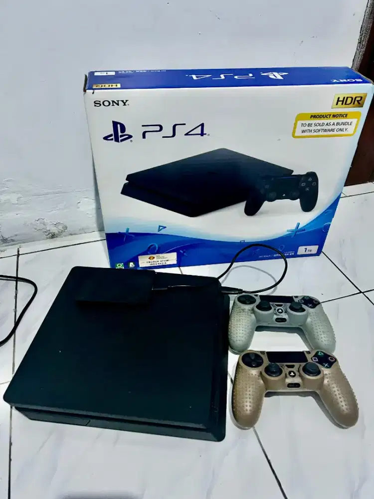 Ps 4 slim Ori (online) 1tb & stir wheel pxn v900