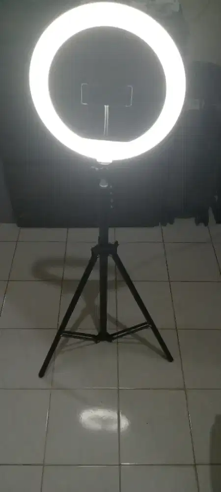 Tripod Ringlight 24cm BU !