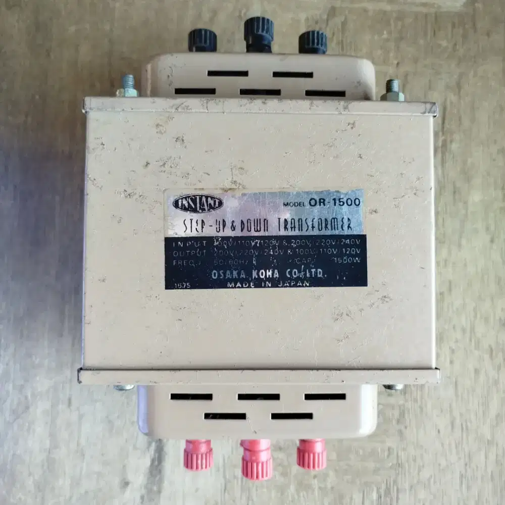 INSTANT OR-1500 Step Up & Down ( 110v --> 220 v) 1500 Watt
