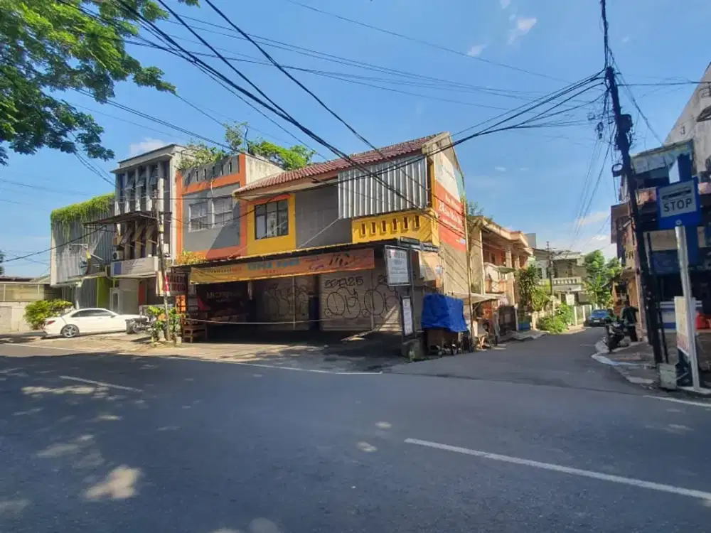 Ruko 2 Lantai Dekat ITC Fatmawati, Siap Pakai Tepi Jalan