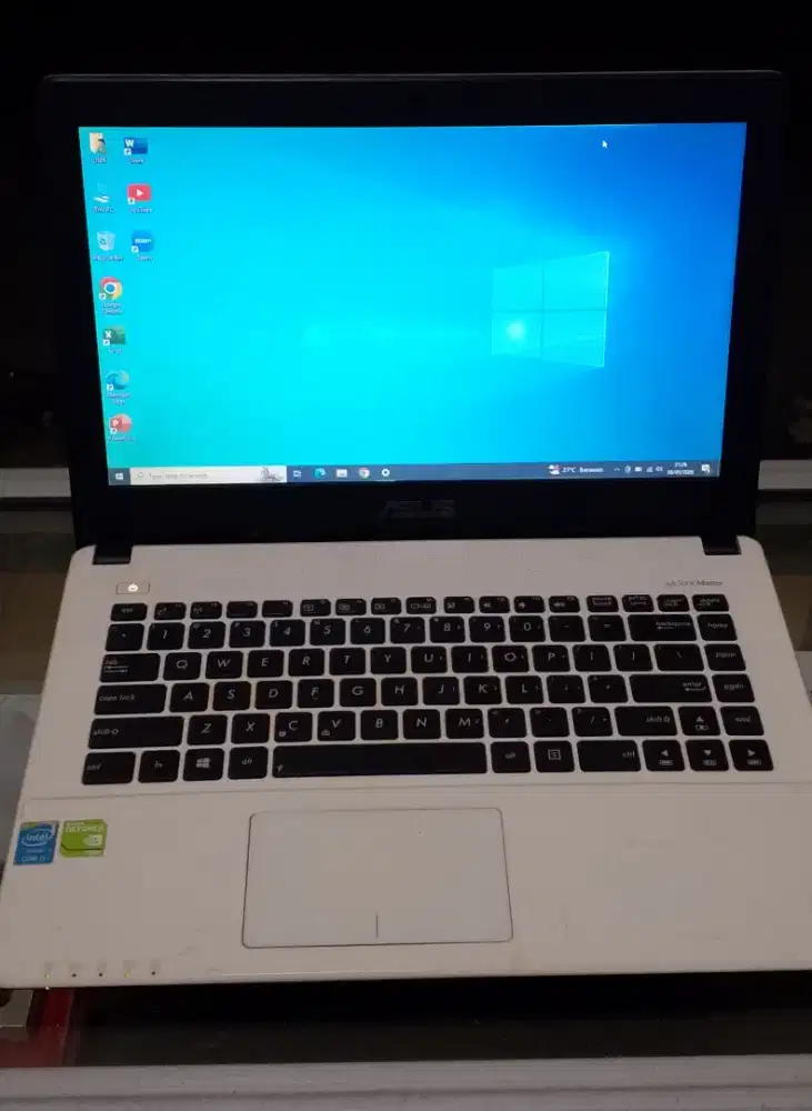 Laptop Asus A450L Dual VGA