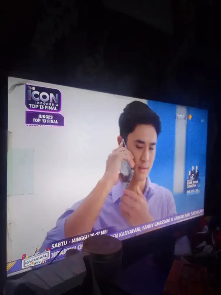 TV LED 32 LIKE NEW MASIH SEGEL