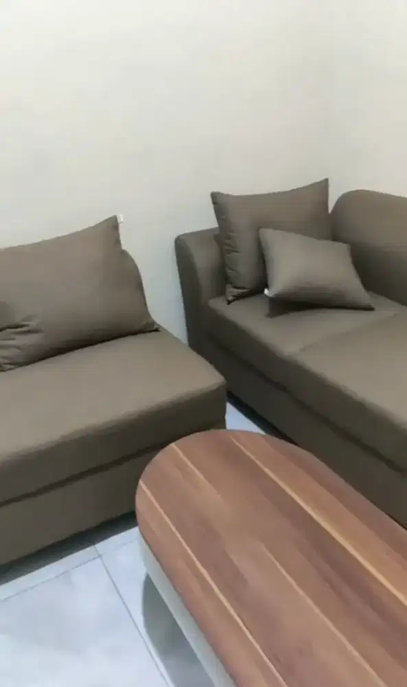 Sofa minimalis modern Brenda