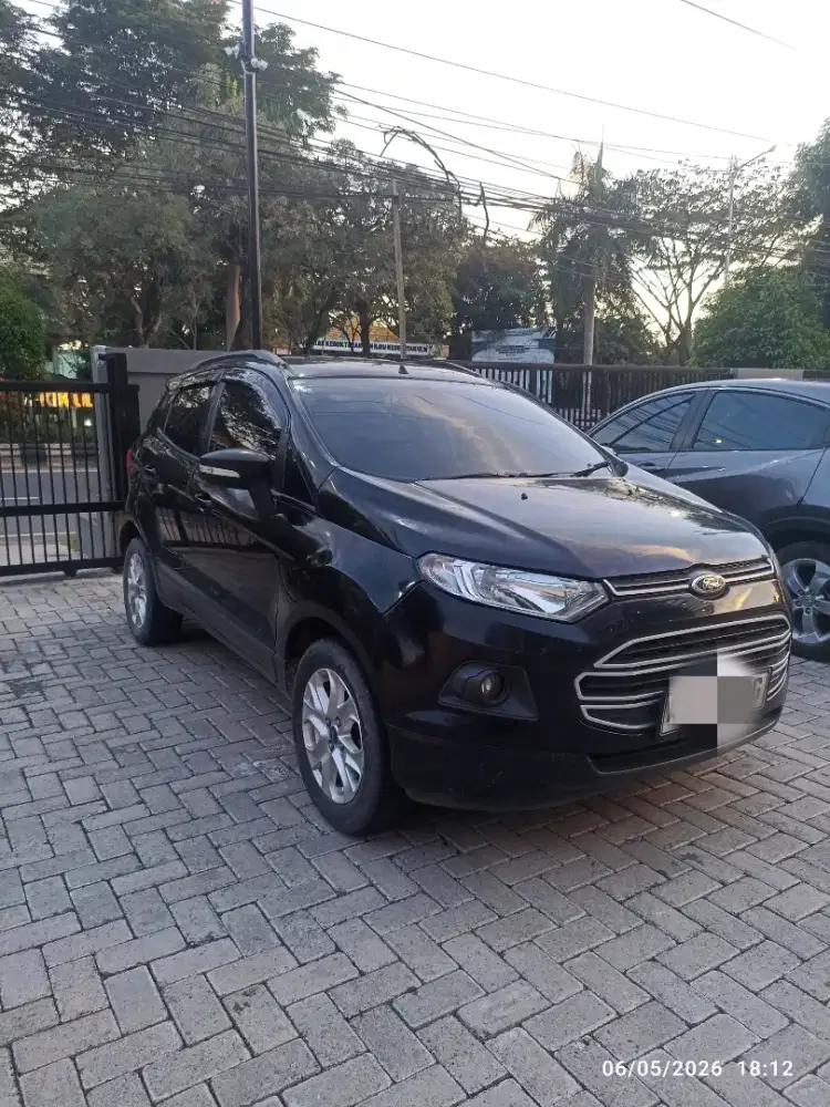 Dijual Ford ecosport,Manual 2014