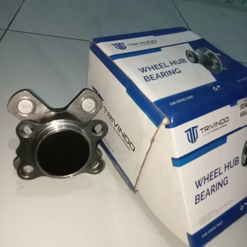 Bering roda belakang Agya ayla