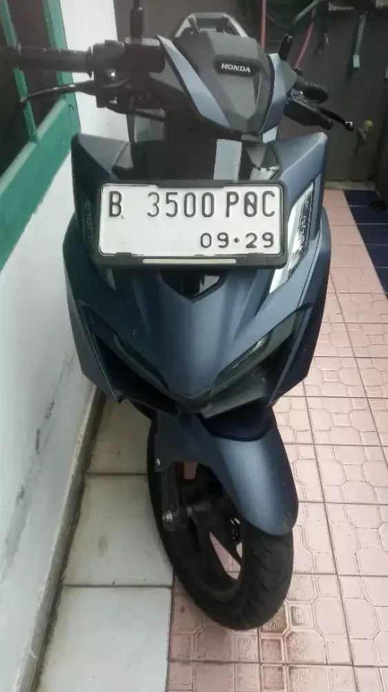 vario160 2024 warna biru dop kilometer delapan ribu sekian
