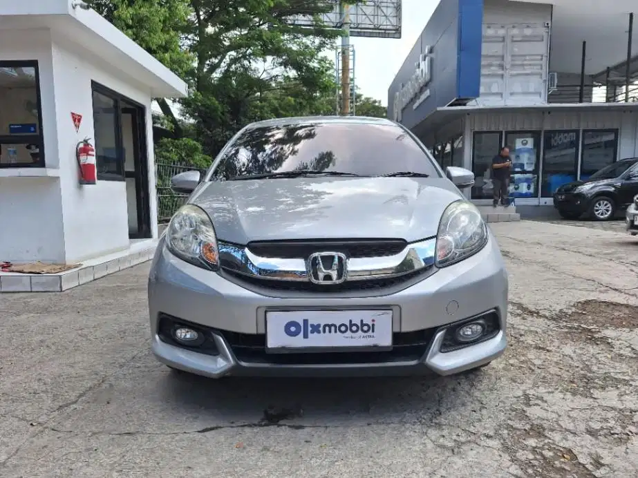 DP MURAH Honda Mobilio 1.5 E Bensin-MT 2016 Abu-Abu C3ETT