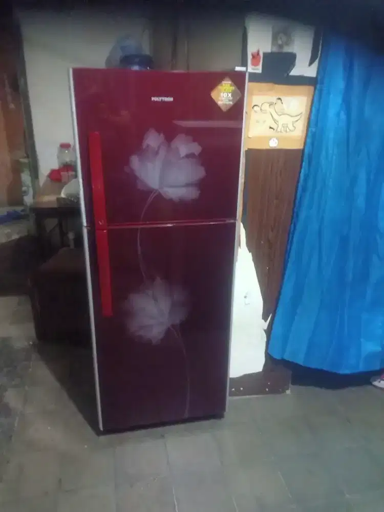 Jual kulkas Polytron beleza 2 pintu no frost tanpa bnga es bisa diantr