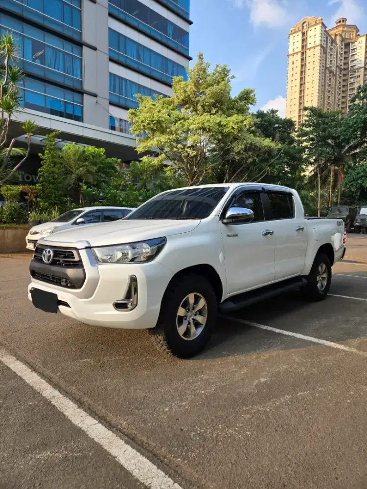 Toyota Hilux 2023 Dc 4x4 Tgn1 Plat B asli pajak baru