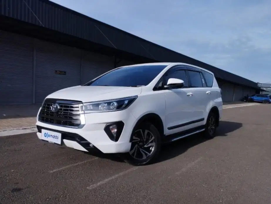DP MURAH Toyota Kijang Innova 2.4 V Solar-AT 2022 Putih CBBSB