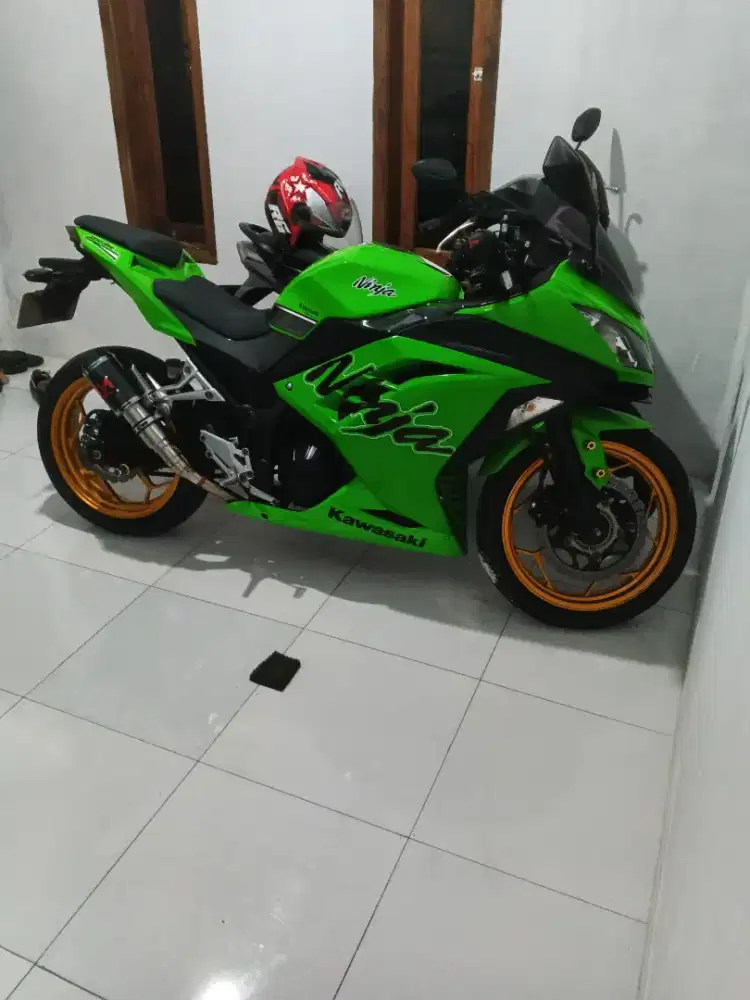 Ninja 250fi spesial edition