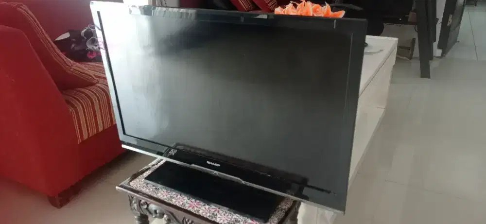 Tv 32 inch sharp