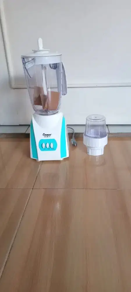 Menjual Blender