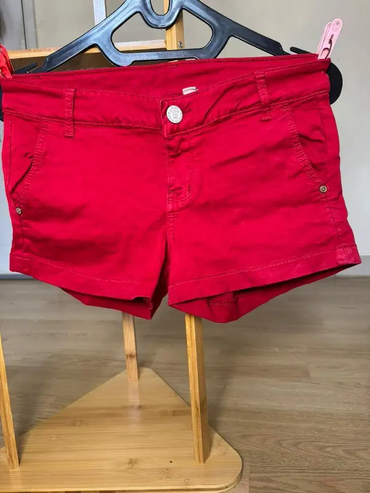 Hot Pants Merah Miss Guess Red sz (29)