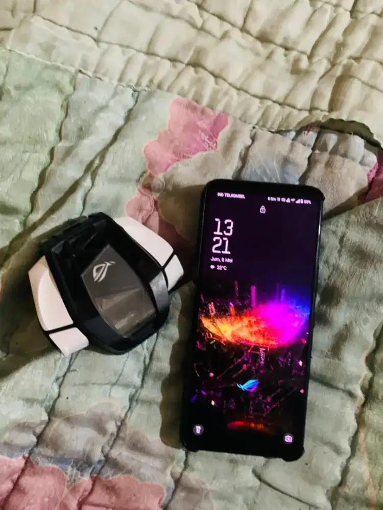 Asus rog Phone 7 12/256GB Black Resmi