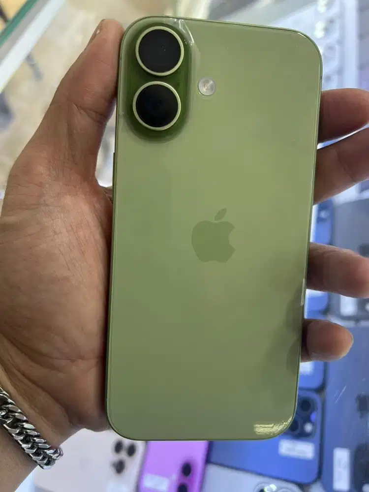 Iphone 17 256 ibox garansi panjang januari 2027