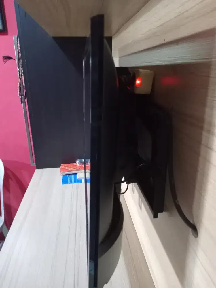 Polytron smart tv