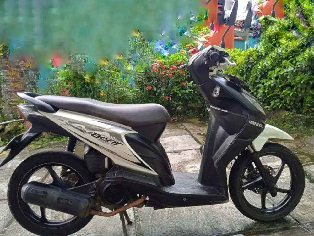Honda beat tahun 2012