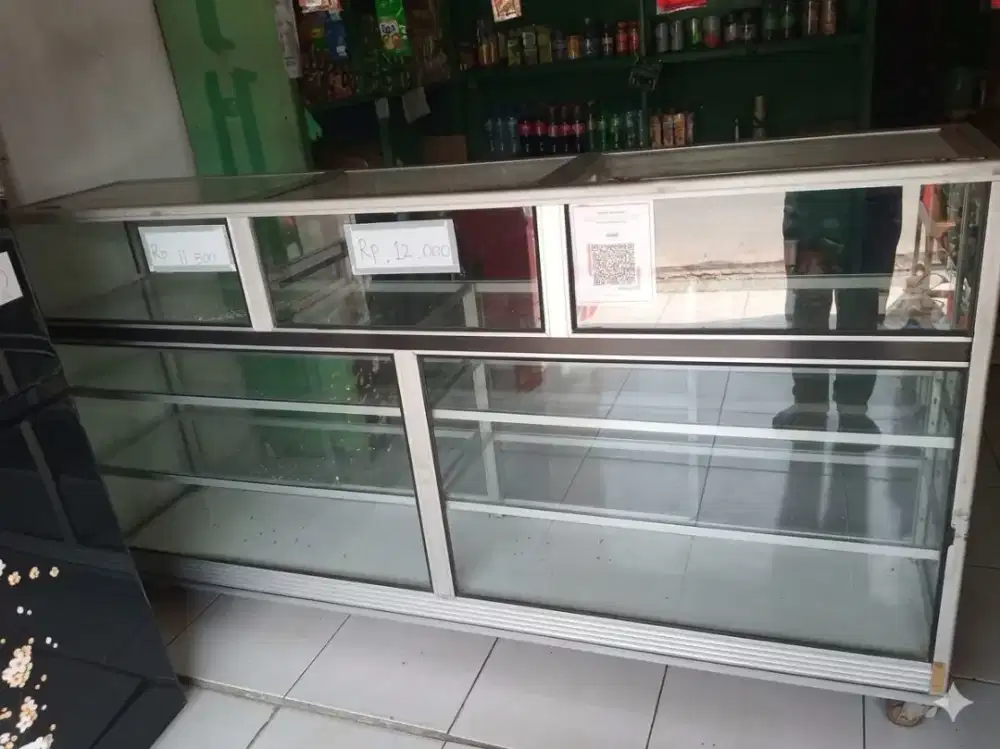 Jual BU etalase warung