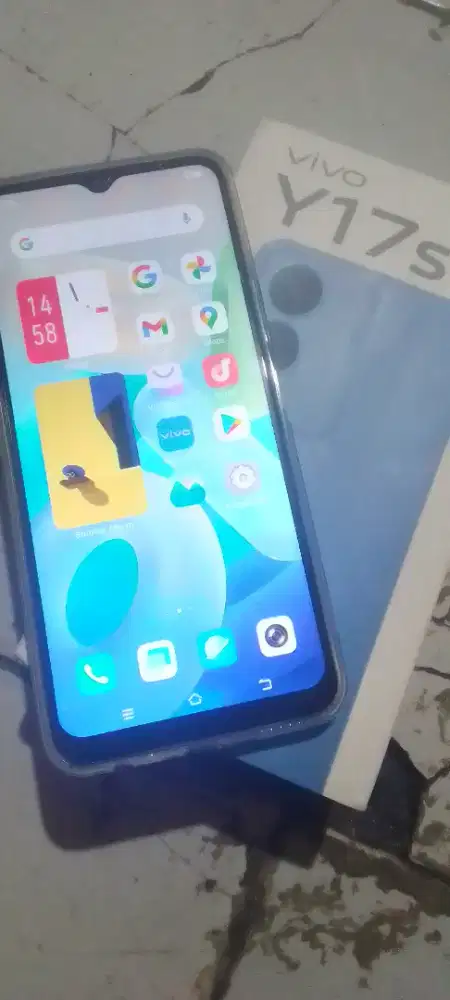 Vivo y17s. ram 8/256 hp pullset mulus no minus