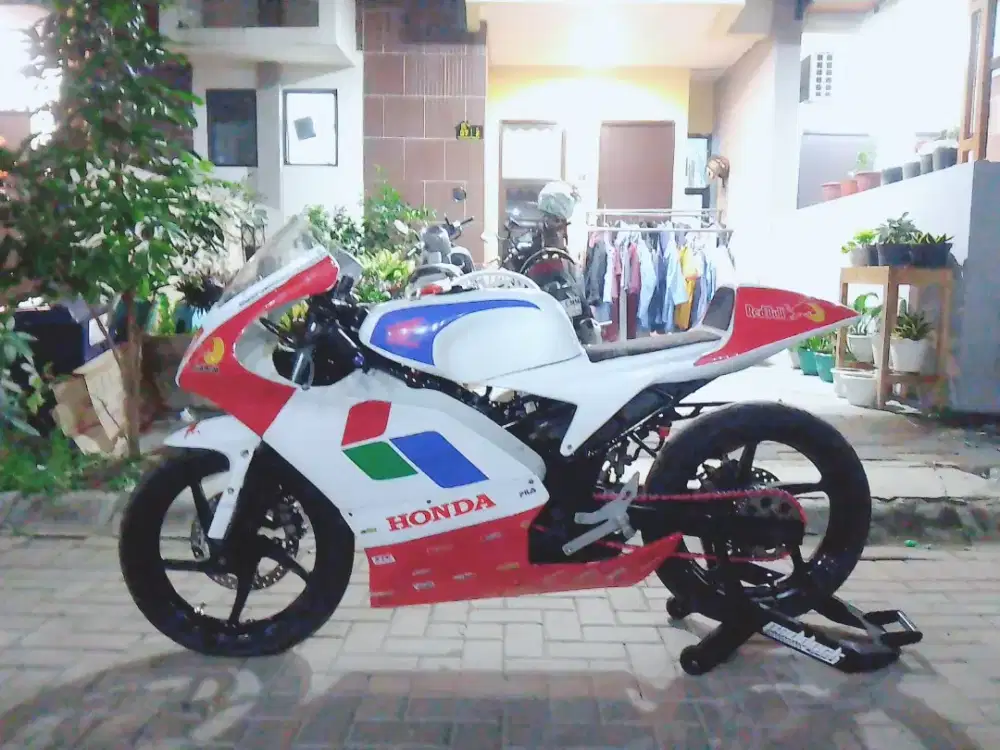 MotoGP Moto3 basic CBR 150R 2015 surat lengkap