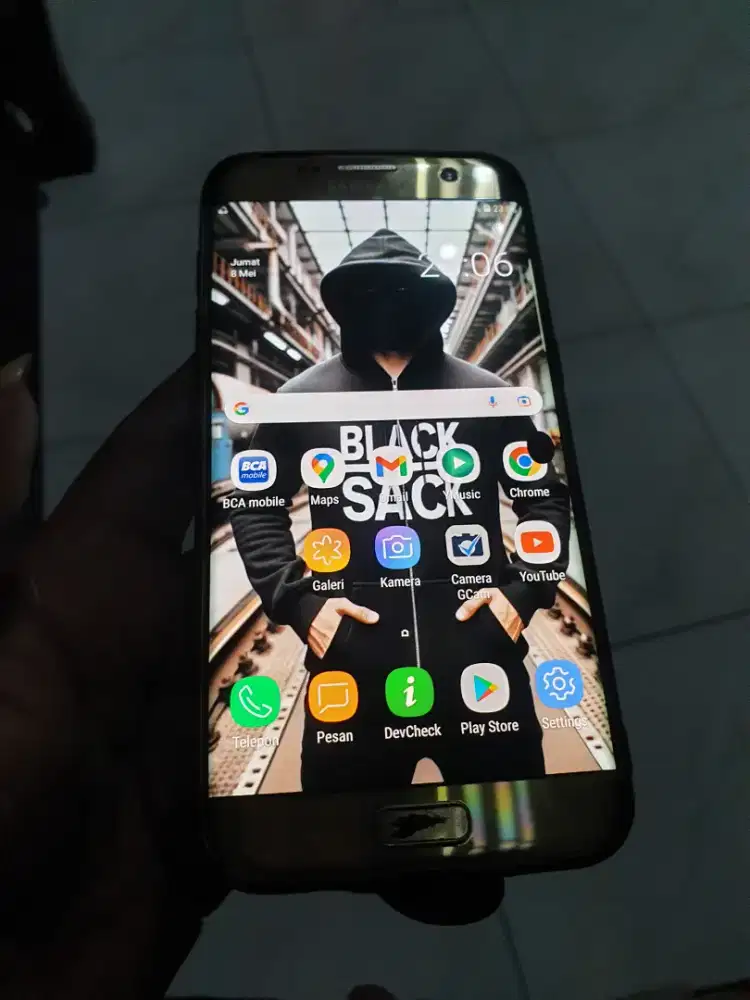 Samsung S7 edge... 4/32. Batangan