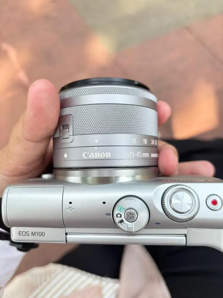 Canon M100 Second
