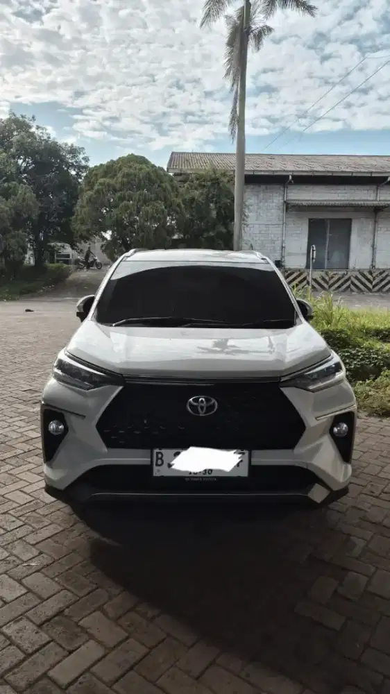 Toyota Veloz Manual Non TSS 2025 Like New