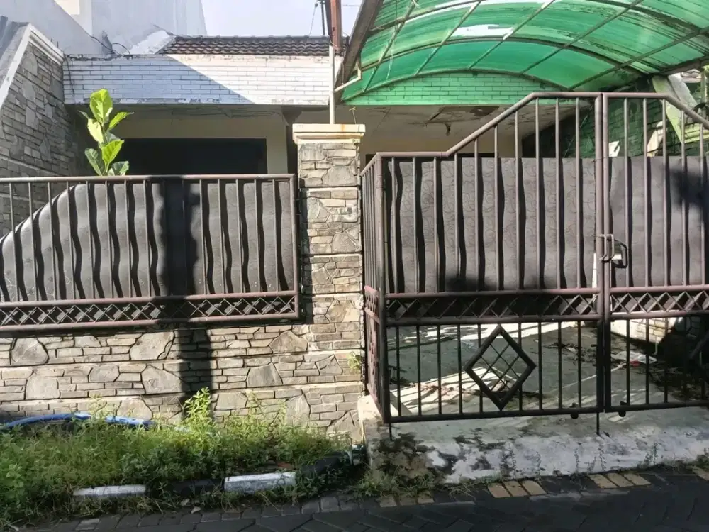 Simpang Darmo Permai Selatan