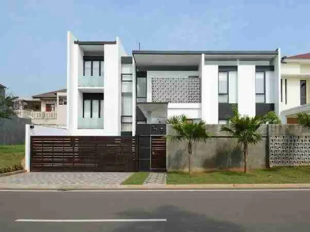 Dijual rumah mewah luas 334m² full furnished ada kolam renang di kota wisata cibubur lokasi strategis dekat mall living world dan Tol nagrek