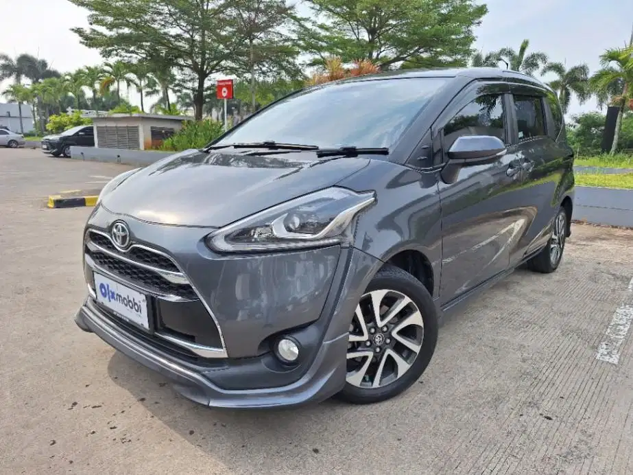 LOW DP Toyota Sienta 1.5 Q Bensin-AT 2017 UFH