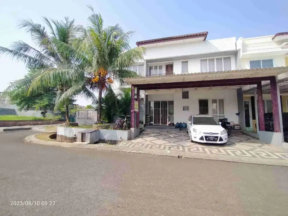 Rumah Mewah Luas 251m², Kolam Renang Pribadi, Dekat Tol Desari Sawangan