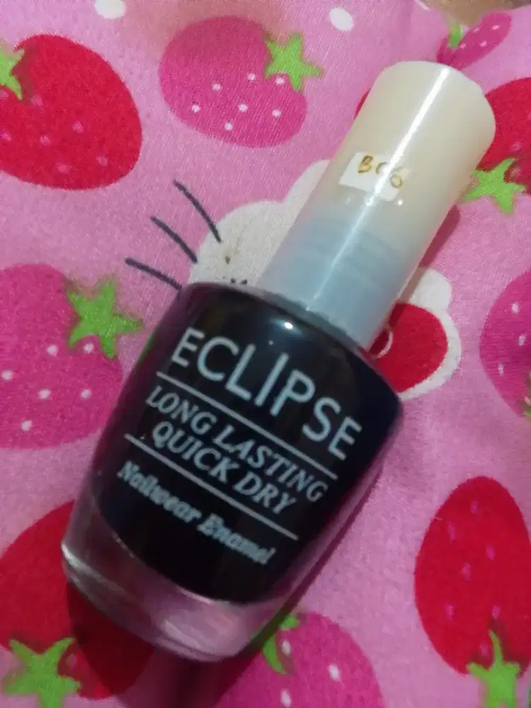 Eclipse long lasting quick dry cat kuku black