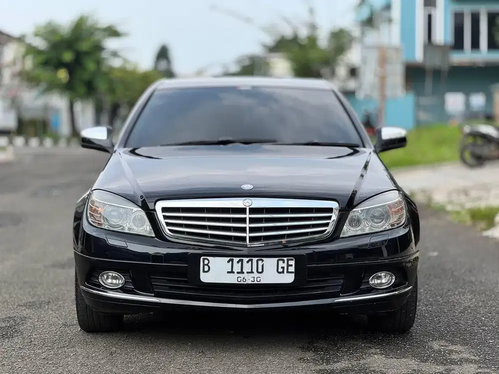 MERCY MERCEDES BENZ W204 C230 2.5 V6 2008 HITAM ISTIMEWA