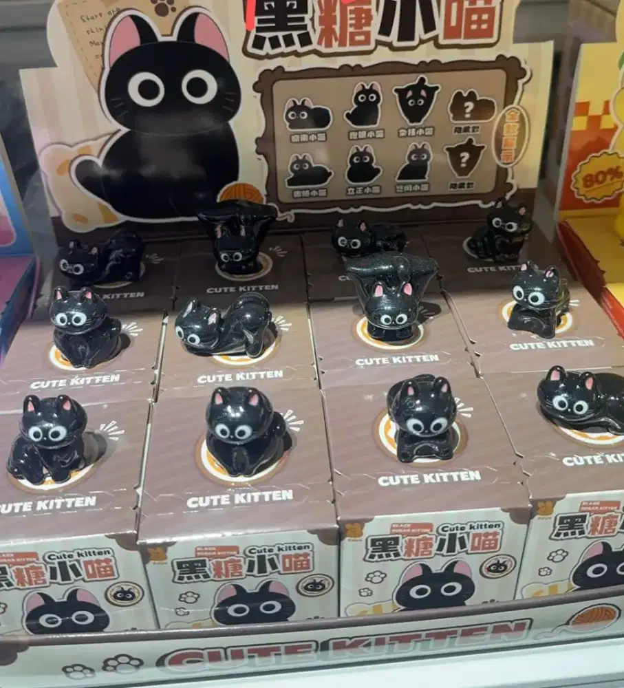 Blind Box Murah Pochaco, Sanrio,Capy Bara, Lotso, Duck, Lulu,kucing