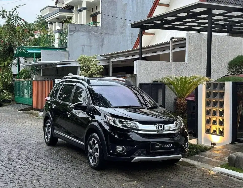 Honda BRV 2018 E AT Matic Low Km istimewa Siap pakai