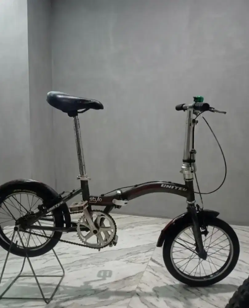 Sepeda lipat united Stylo 16 inc