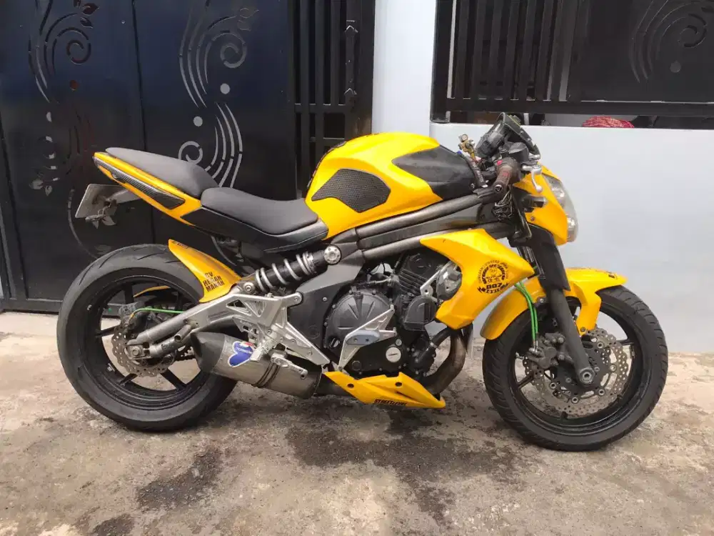 Kawasaki er6n 2012